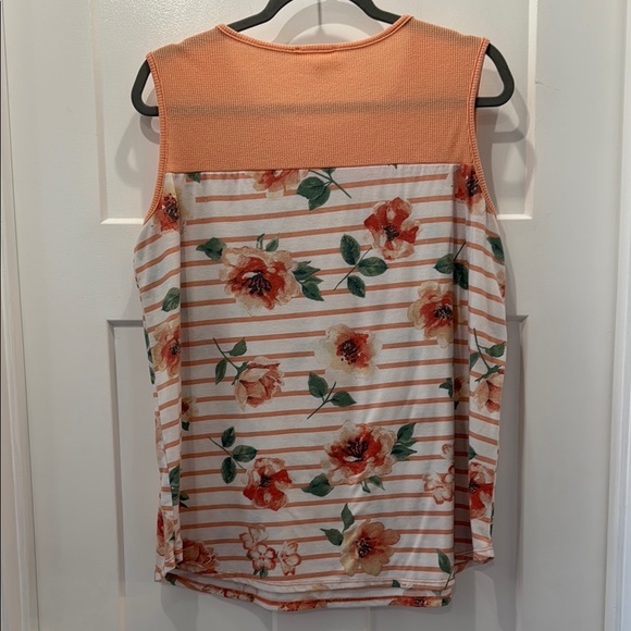Perfect Peach Floral Striped Sleeveless Top - Orange and White Size 1X - Picture 5 of 5